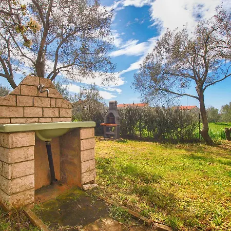 Anto 1598 Fažana