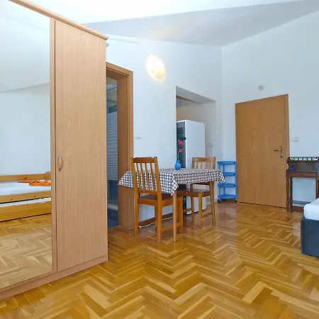 Anto 1598 Apartman Fazana